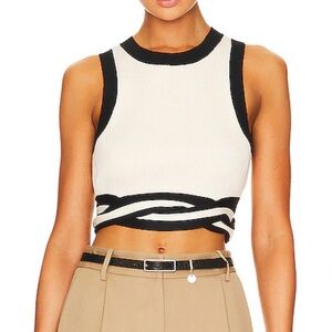 Sovere Black and White Knit Top